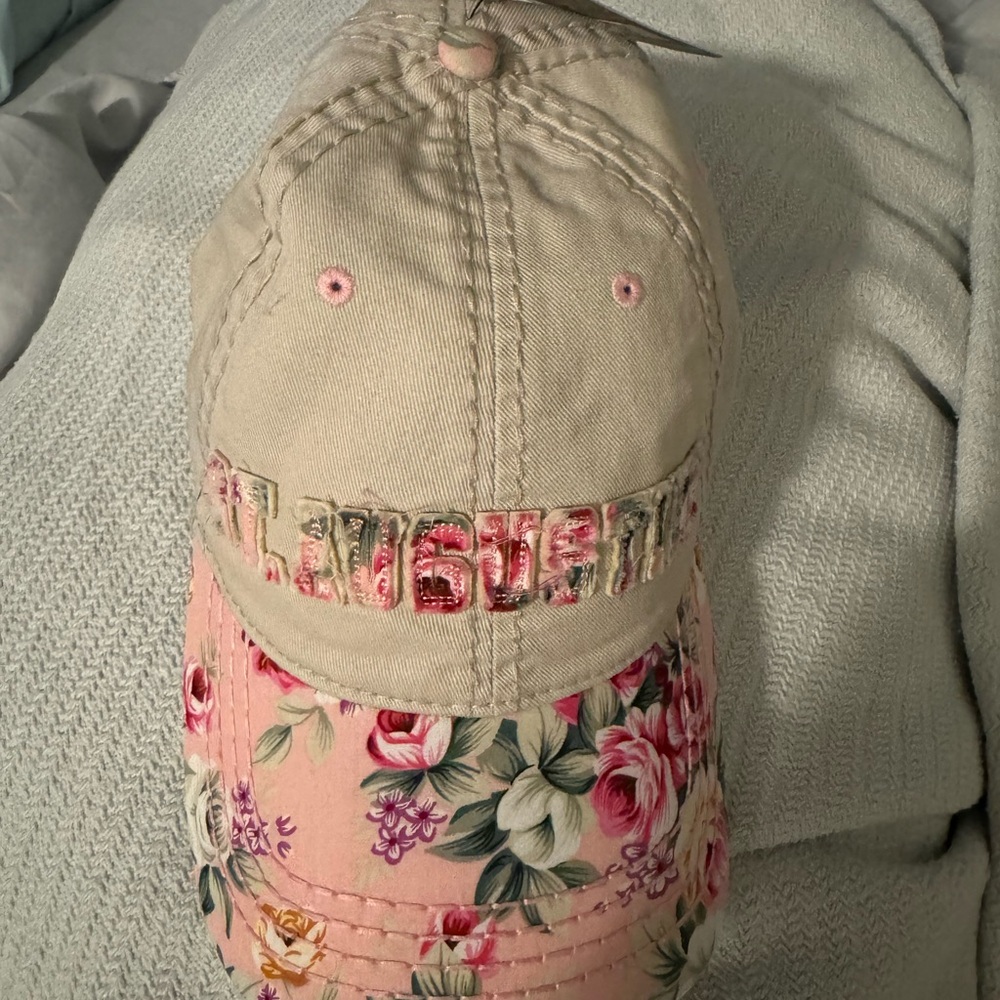 St. Augustine flower and grey tan cap all cotton 🤩 🌸 🌺